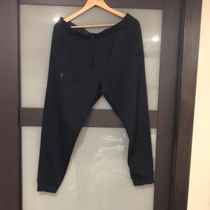 Under Armor men’s jogger